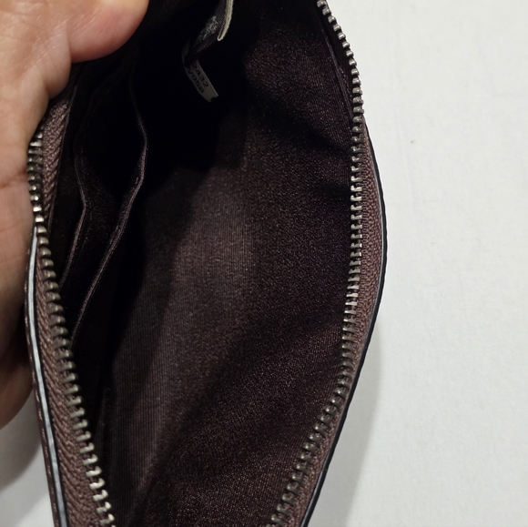 Coach Corner Zip Wristlet bag - Picture 4 of 13